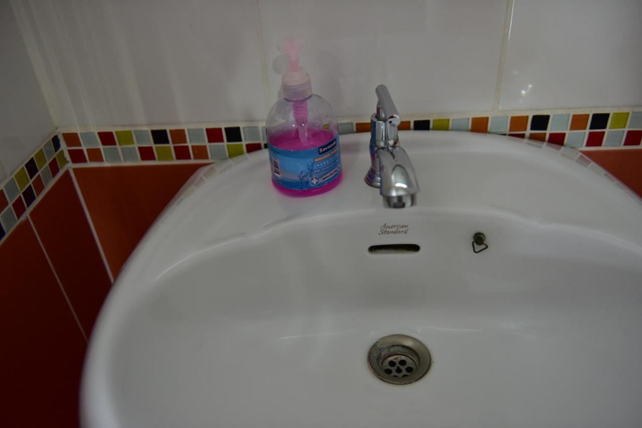 Kt Knight Hotel Szurin Kültér fotó