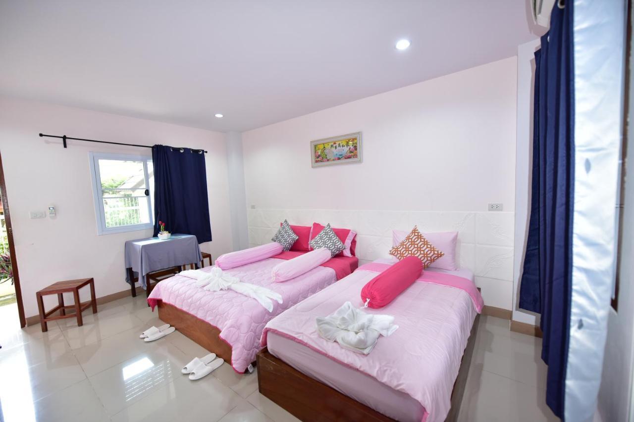 Kt Knight Hotel Szurin Kültér fotó
